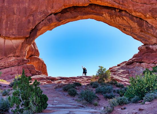 utah/arches-national-park/attraction/the-windows-section