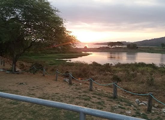 ecuador/santa-elena-region/attraction/el-lago-park