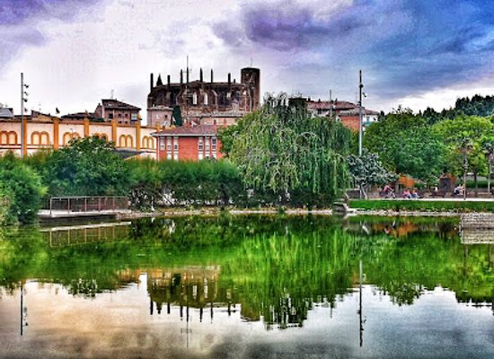 spain/huesca/attraction/universidad-huesca-park