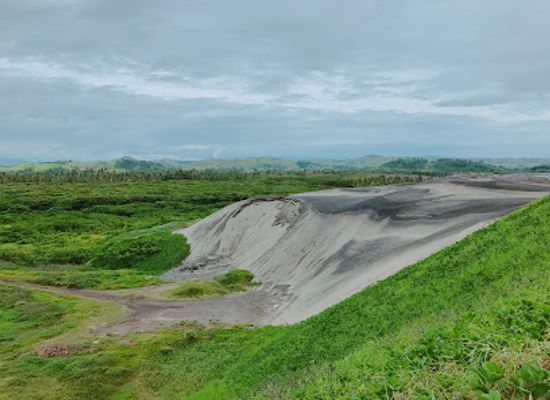 fiji/sigatoka/attraction/kulukulu-vs-national-park-boundary