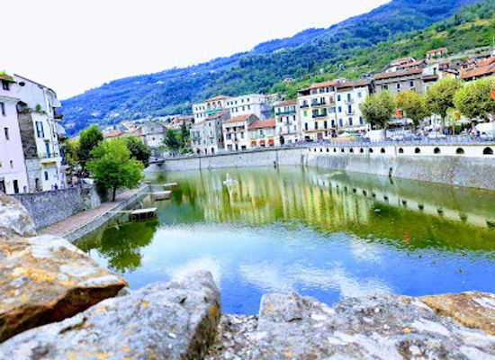 italy/italian-riviera/attraction/castello-di-dolceacqua