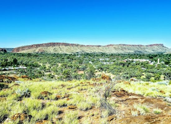 australia/macdonnell-ranges/attraction/olive-pink-botanic-garden