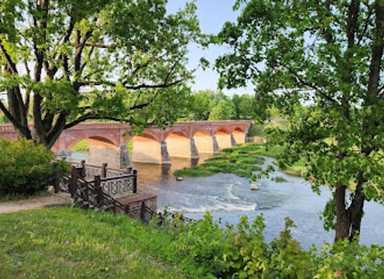 latvia/kuldiga/attraction/skatupunkts-uz-veco-kiegelu-tiltu