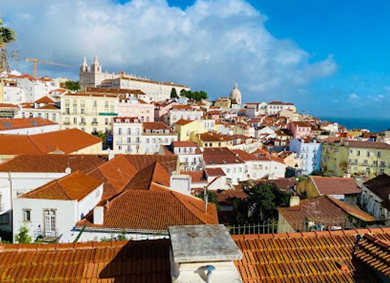 portugal/lisbon/baixa/attraction/history-of-lisbon-mural-by-nuno-saraiva