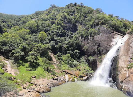 sri-lanka/moneragala-district/attraction/dunhinda-falls-view-point