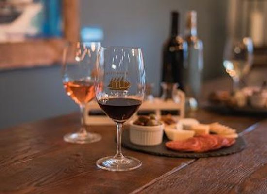 washington/seattle/attraction/fletcher-bay-winery