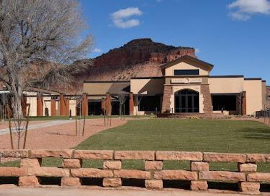 utah/kanab/attraction/kanab-center