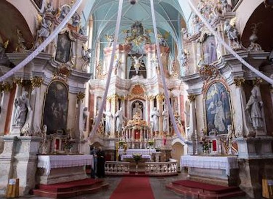 lithuania/siauliai/attraction/tytuvenai-st-mary-queen-of-angels-church