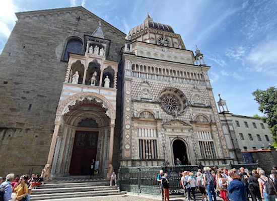 italy/bergamo/attraction/piazza-duomo-bergamo-alta