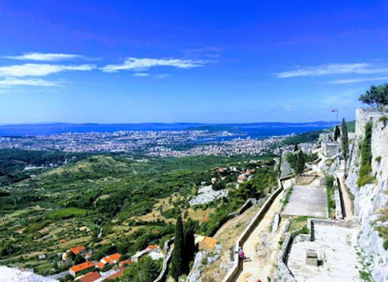 croatia/central-croatia/attraction/tvrdava-klis-sv-nikola-solin-central-dalmatia-croatia-theme-trails