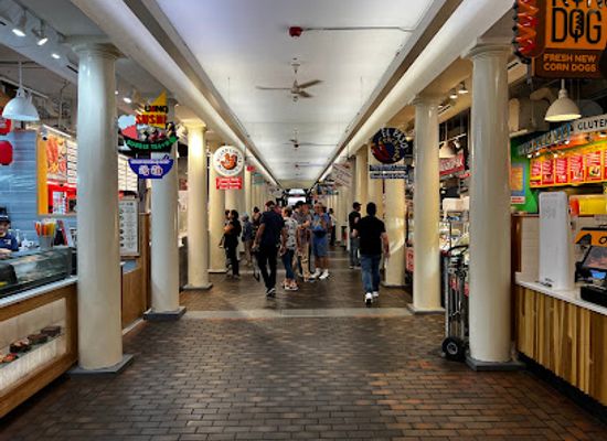 massachusetts/essex-county/attraction/faneuil-hall-marketplace