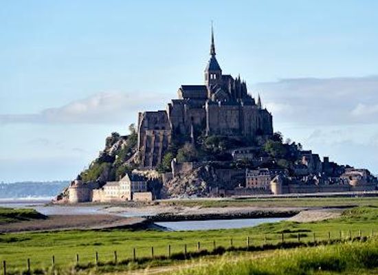 france/saint-malo/attraction/mont-saint-michel-abbey