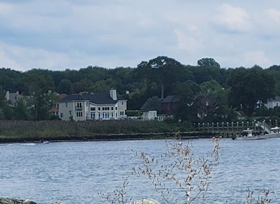 rhode-island/warwick/attraction/oakland-beach