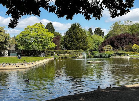 united-kingdom/middlesex/attraction/pinner-memorial-park