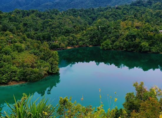 indonesia/papua/attraction/pantai-sarawandori