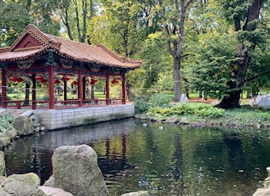 poland/warsaw/srodmiescie/attraction/chinese-garden