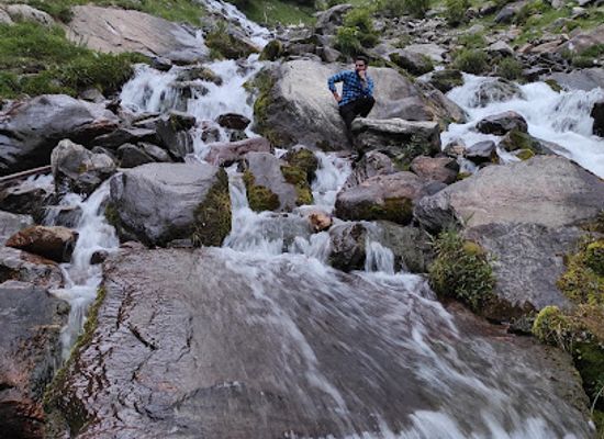 pakistan/hindko-region/attraction/kel-waterfall