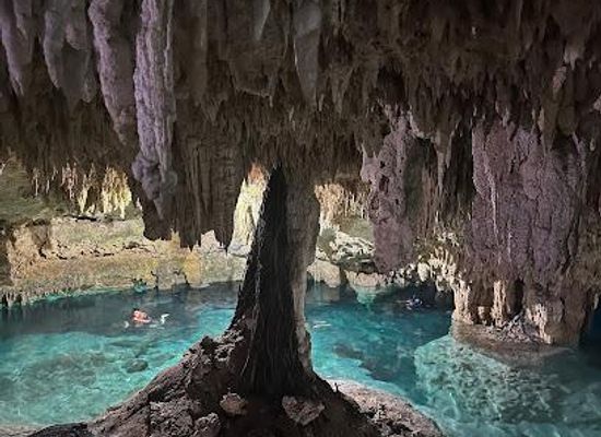 mexico/playa-del-carmen/attraction/cenotes-sac-actun