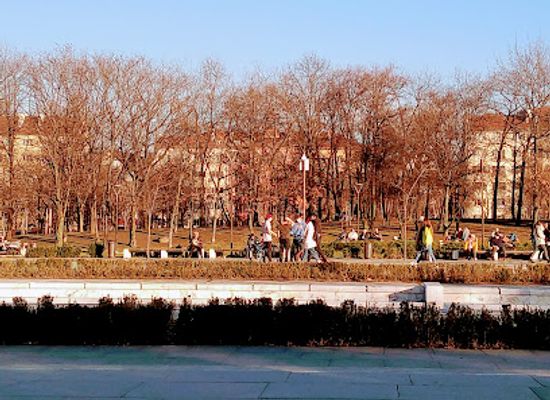 bulgaria/sofia-region/attraction/ndk-fountains