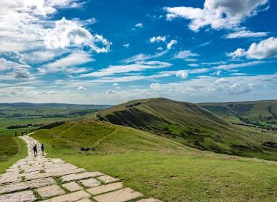 united-kingdom/sheffield/attraction/mam-tor