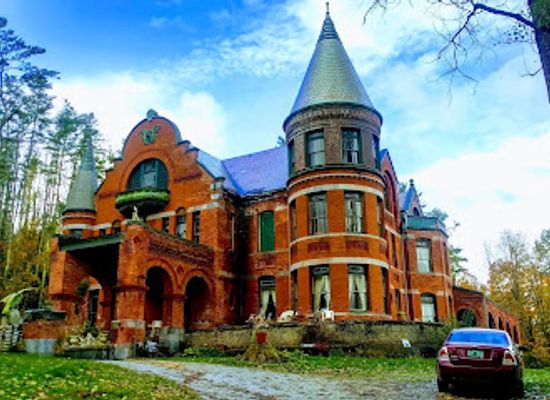 vermont/windsor-county/attraction/wilson-castle