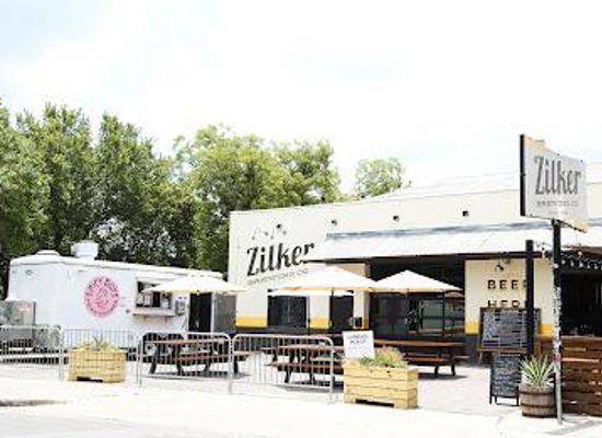 texas/austin/attraction/zilker-brewing-company-and-taproom
