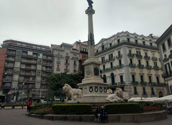 italy/naples/chiaia/attraction/galleria-borbonica