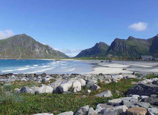 norway/lofoten/attraction/uttakleiv-beach
