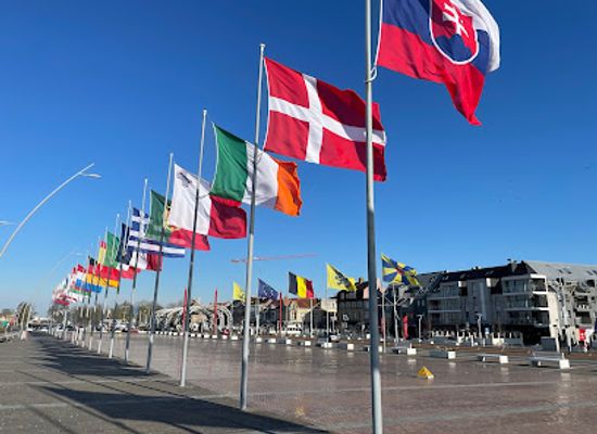belgium/nieuwpoort/attraction/fonteinenplein
