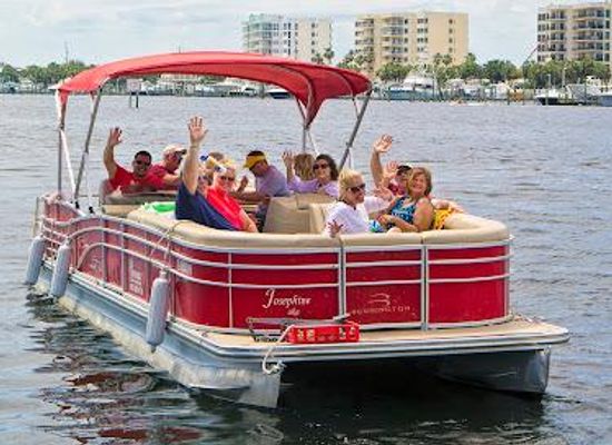 florida/destin/attraction/destin-harbor-boardwalk