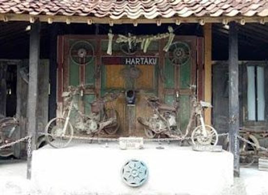 indonesia/yogyakarta/attraction/museum-mini-sisa-hartaku