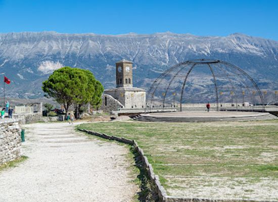 albania/himara/attraction/kulla-e-sahatit