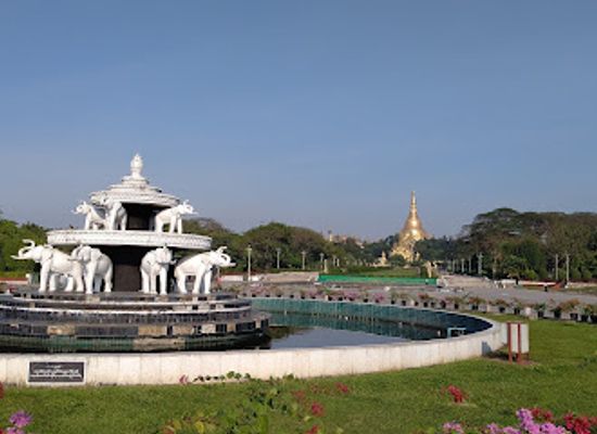 myanmar-burma/yangon/hlaing/attraction/pyi-the-u-yar-nyin