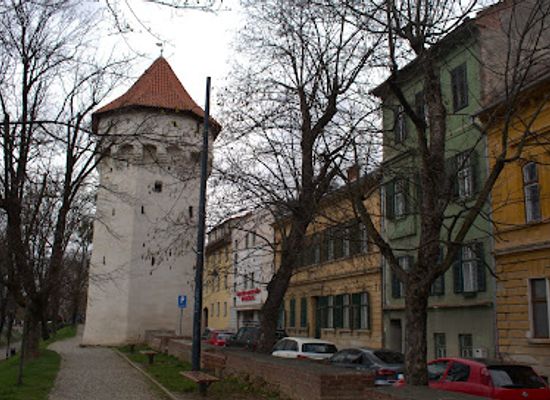 romania/sibiu-area/attraction/harquebusiers-tower