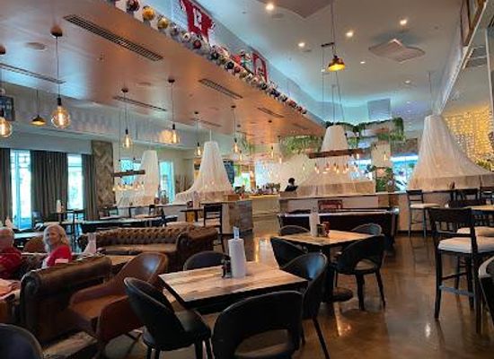 florida/destin/attraction/the-palms-bistro-good-vibes-bar