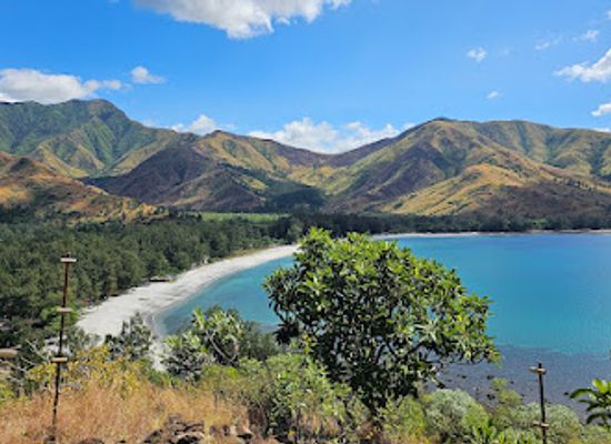 philippines/anawangin-cove/attraction/talisayen-cove