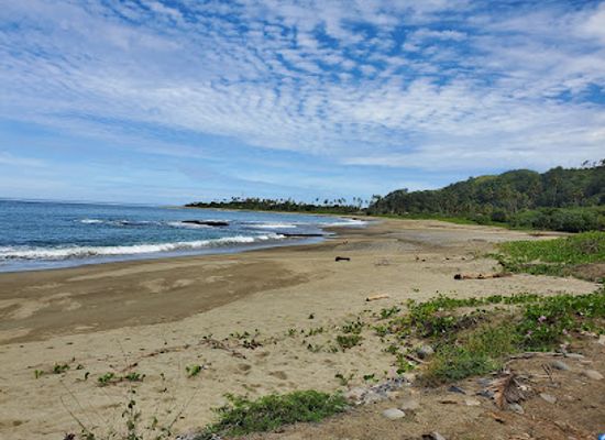 fiji/lau-islands/attraction/beach-at-baravi
