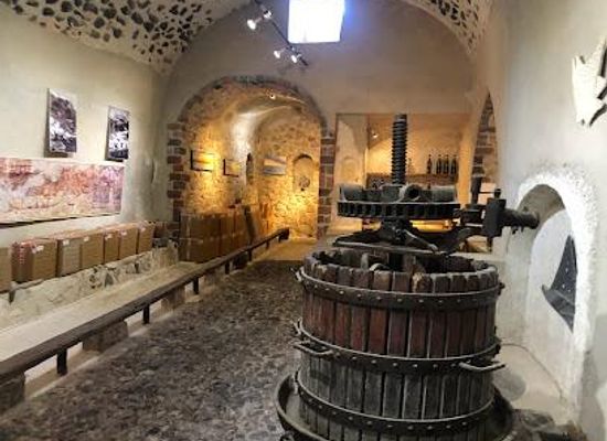 greece/santorini/attraction/art-space-art-gallery-winery-museum