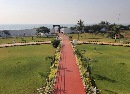 india/puri/attraction/blue-flag-beach