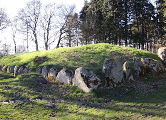 denmark/mariager-fjord/landmark/kings-hill-megalithic-tomb