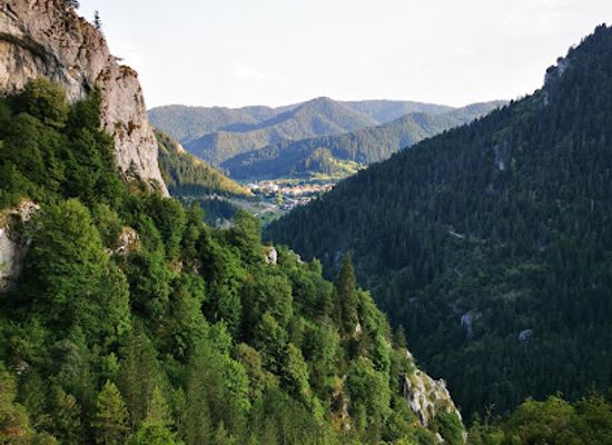 bulgaria/rila/attraction/haramiiska-cave