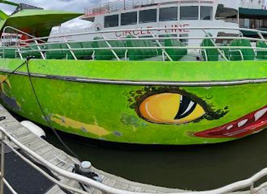 new-york/new-york-city/attraction/the-beast-speedboat-ride