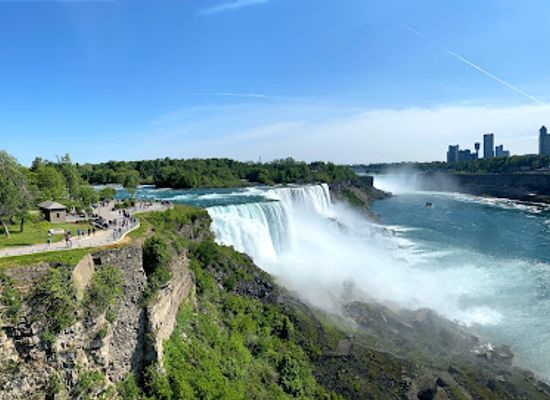 new-york/greater-niagara/attraction/niagara-falls-fireworks-displays