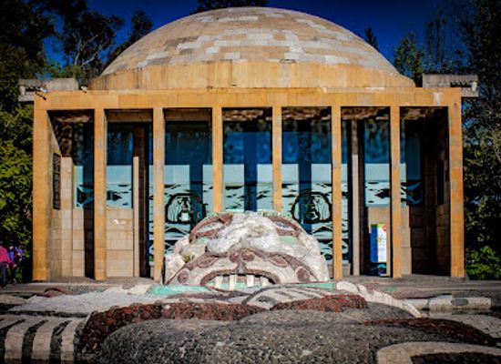 mexico/central-mexico/attraction/fuente-de-tlaloc