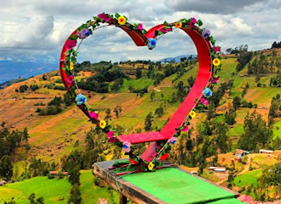 peru/cajamarca/attraction/centro-turistico-mirador-la-cueva-y-juegos-extremos