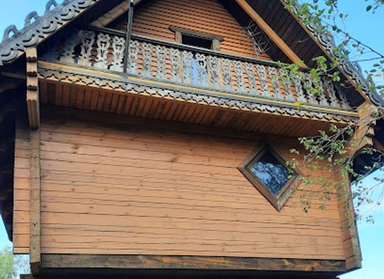 lithuania/dzukija-national-park/attraction/house-on-a-chiken-leg