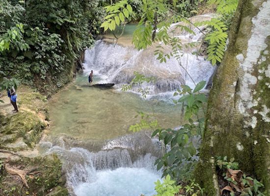jamaica/cornwall-county/attraction/venture-river-falls-farm-tour-campsite