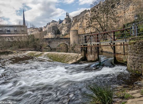 luxembourg/mamer-valley/attraction/rocher-du-bock