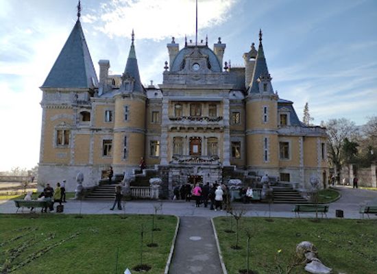 ukraine/donetsk/attraction/massandrovskiy-dvorets