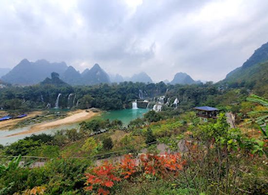 vietnam/southeast/attraction/ban-gioc-waterfalls